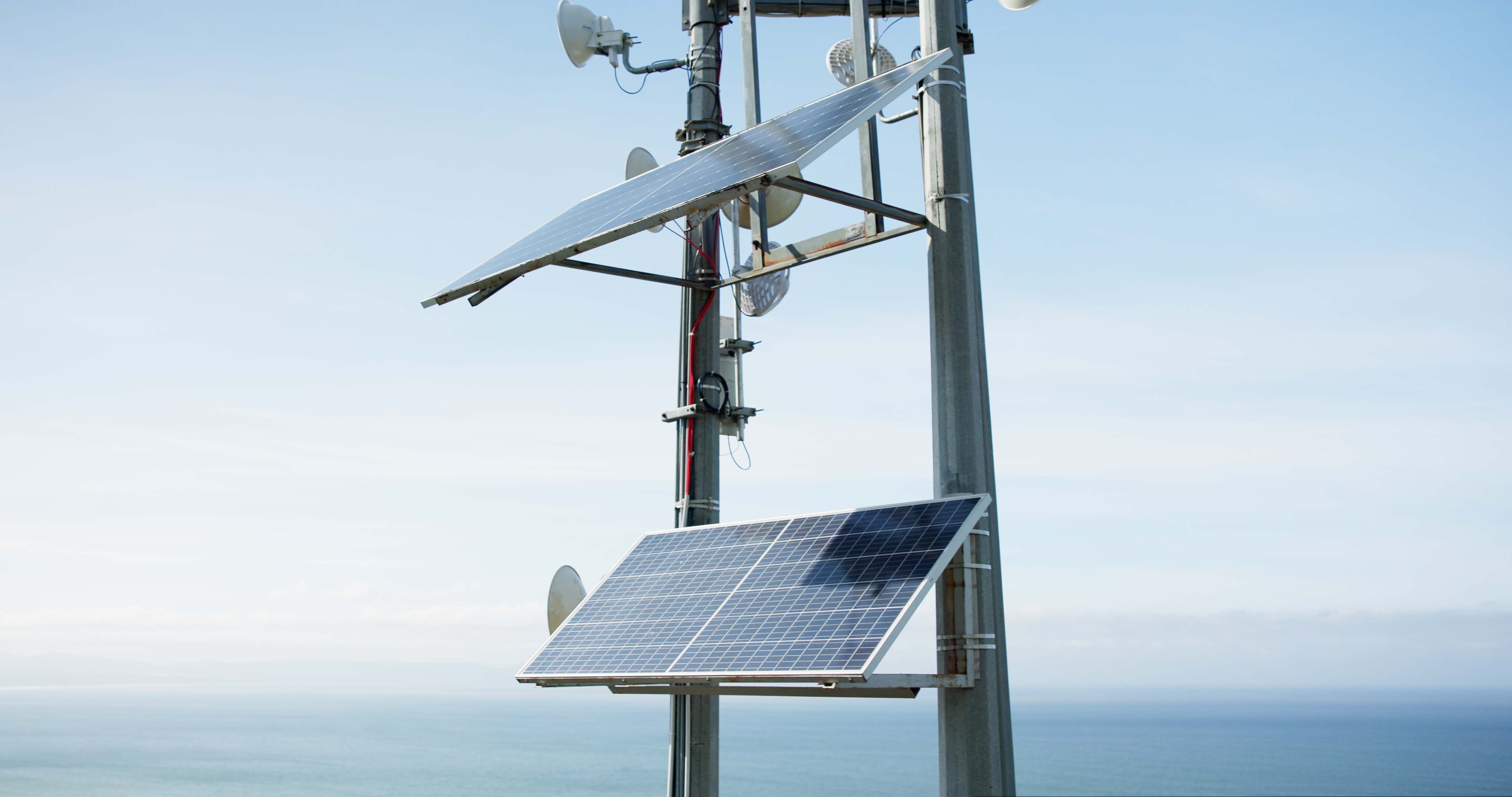 Solar-powered telecom station